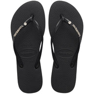 Bottom sole grip detail of Havaianas rubber sandals
