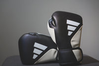 כפפות אגרוף Adidas Tilt 350V Pro בשחור ולבן